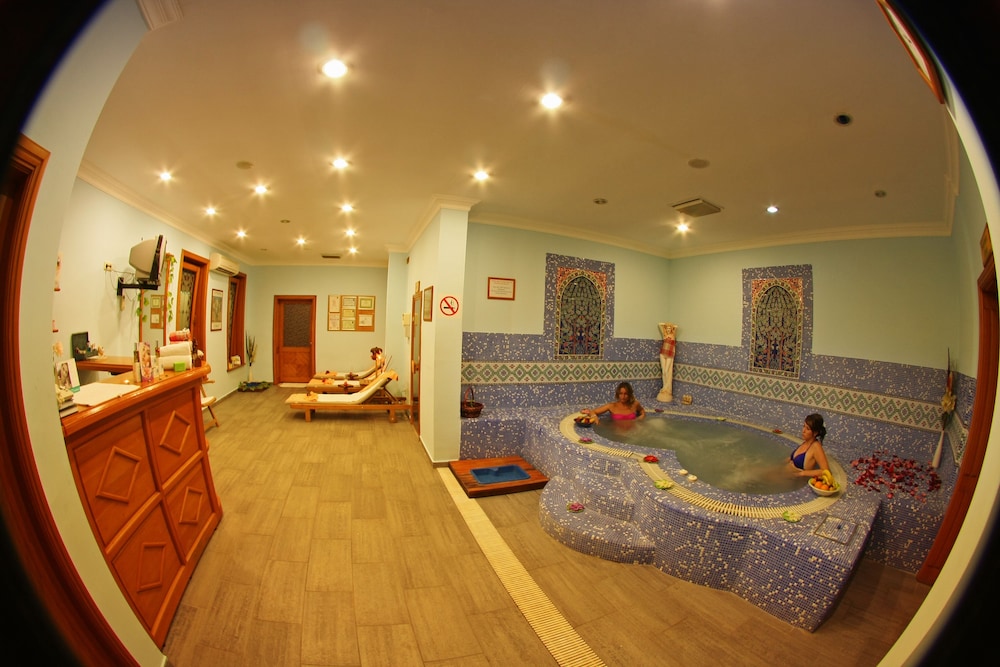 Sea Breeze Otel & Daireler - Image 88