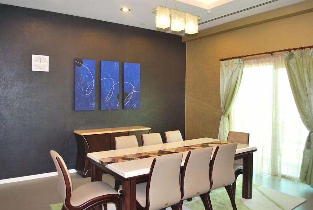 Mciti Suites