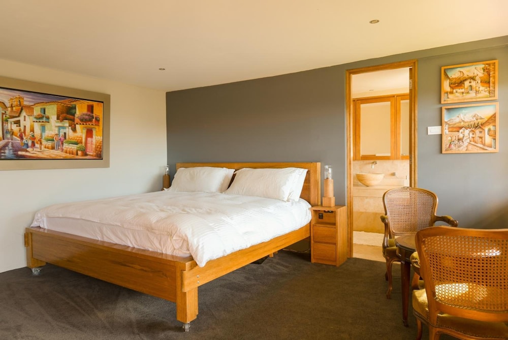 Llanganuco Mountain Lodge