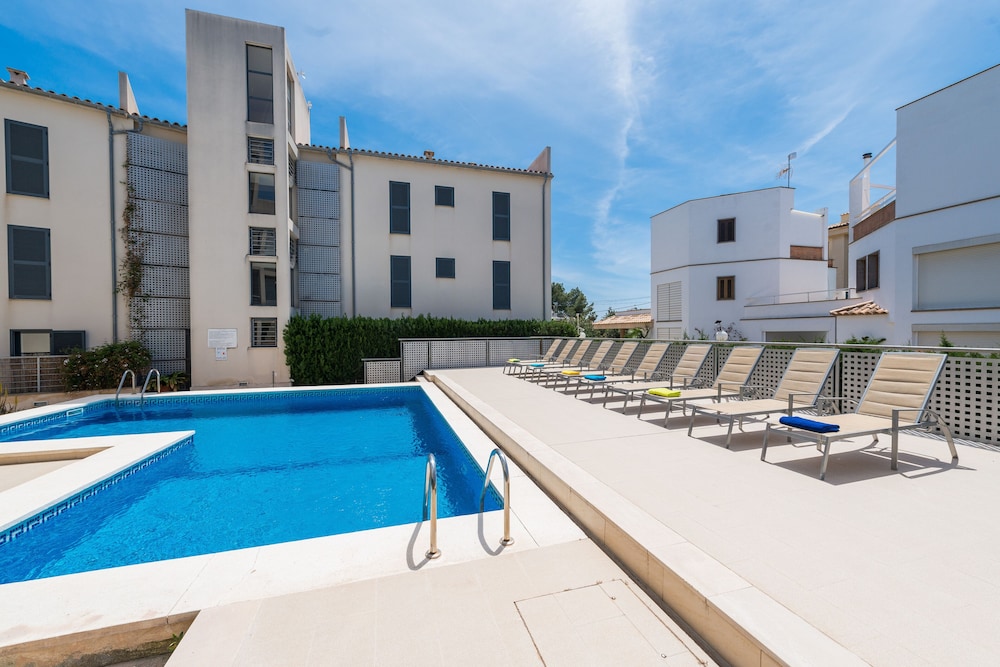 Residencial Llenaire Apartment photo 2