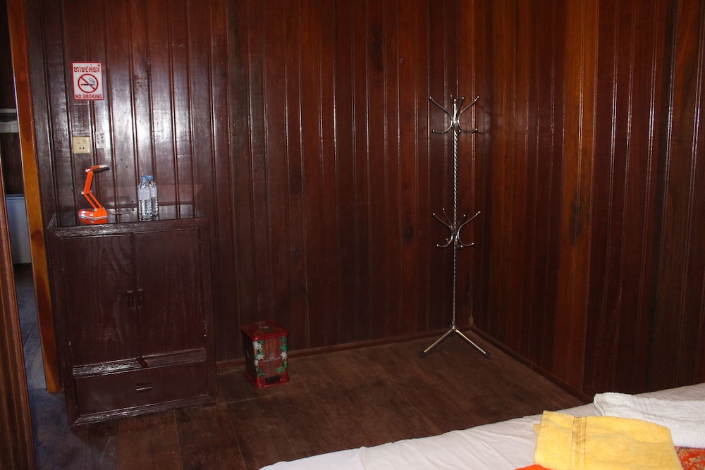 Photo 33