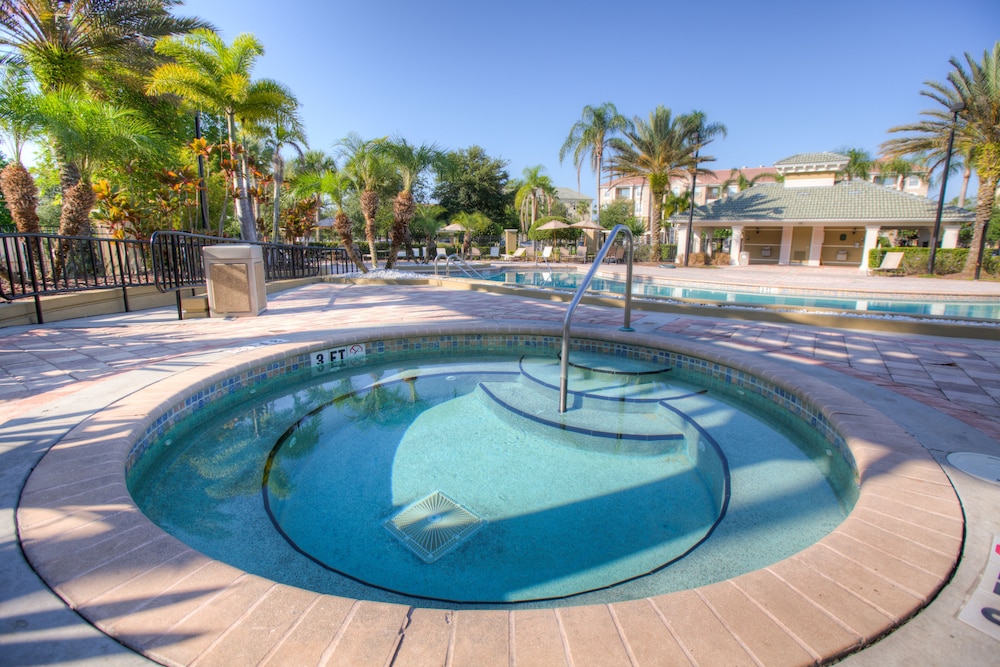 Condo W/private Balcony! Free Resort Access