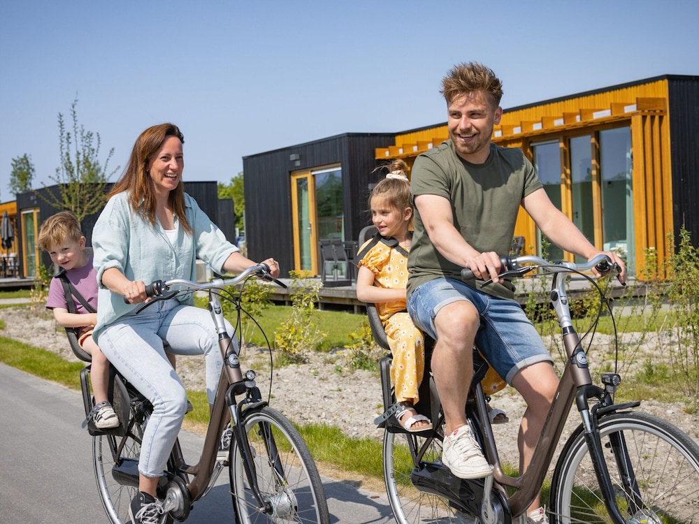 Lodge Near Brouwersdam & North Sea Beach