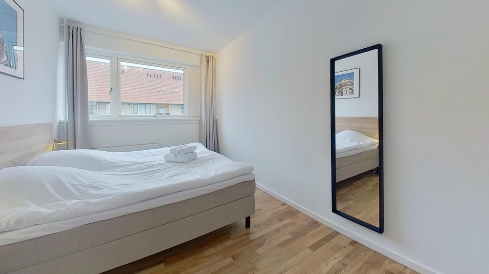 3-bed in Frederiksberg w Balcony - 210
