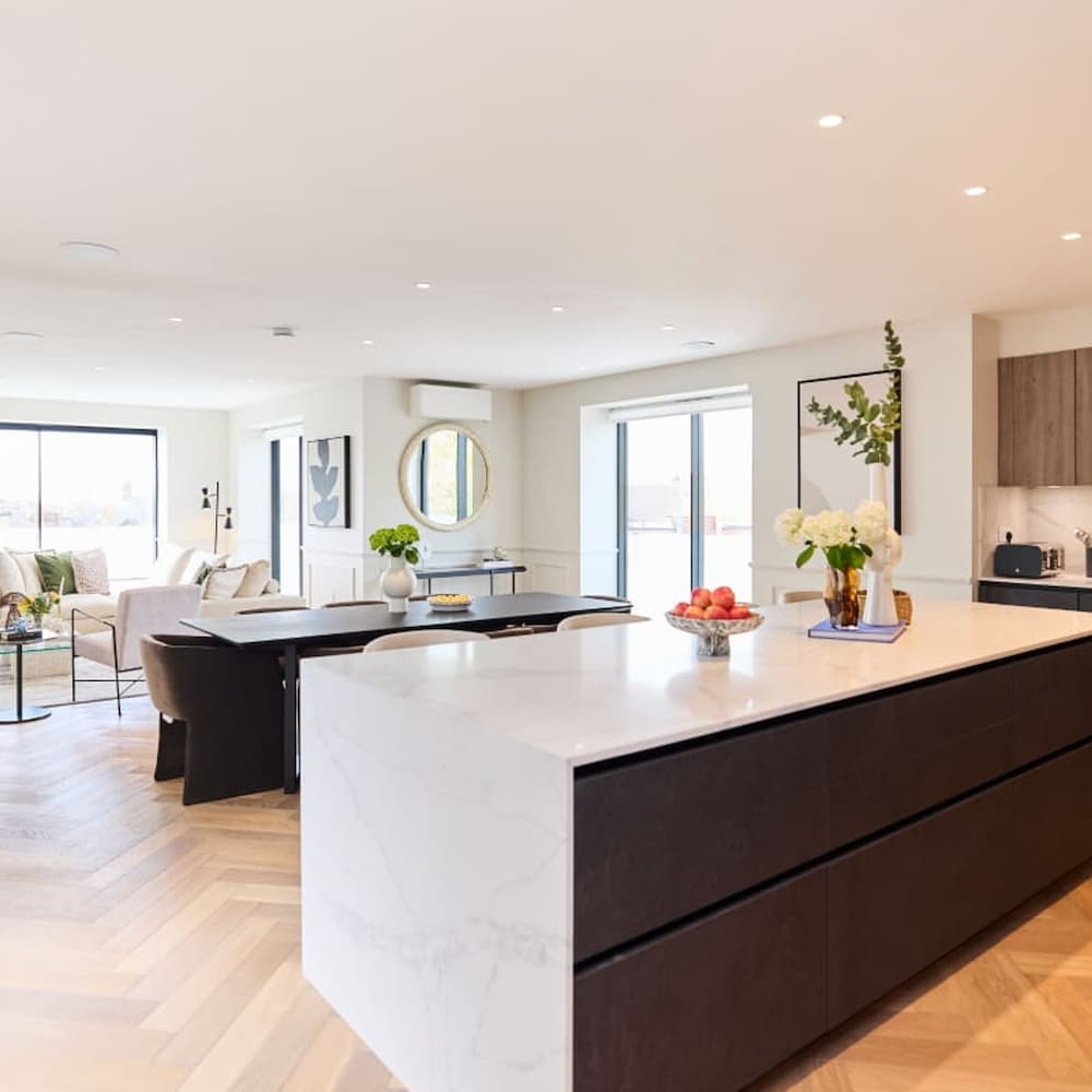 The Temple Fortune Crib - Lovely 3bdr House With Balcony and Parking — London