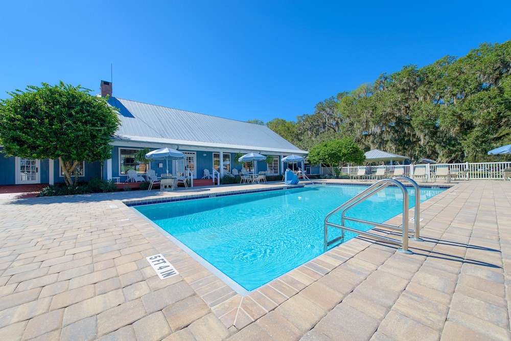Sun Retreats Ocala Orange Lake