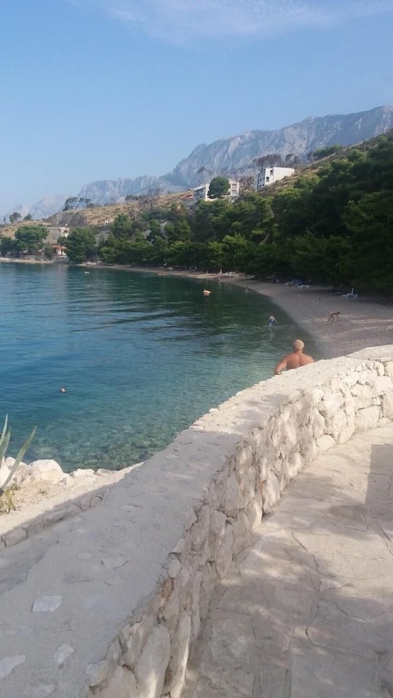 Maja - 100 From the Beach - SA1 view 4