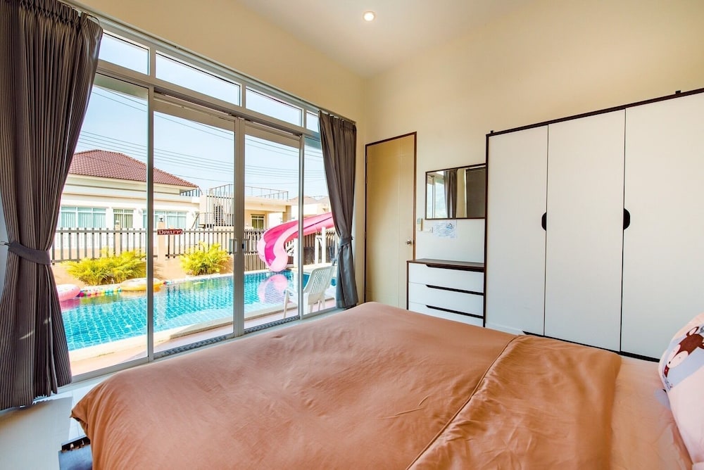Baan Chom Chan Pool Villa