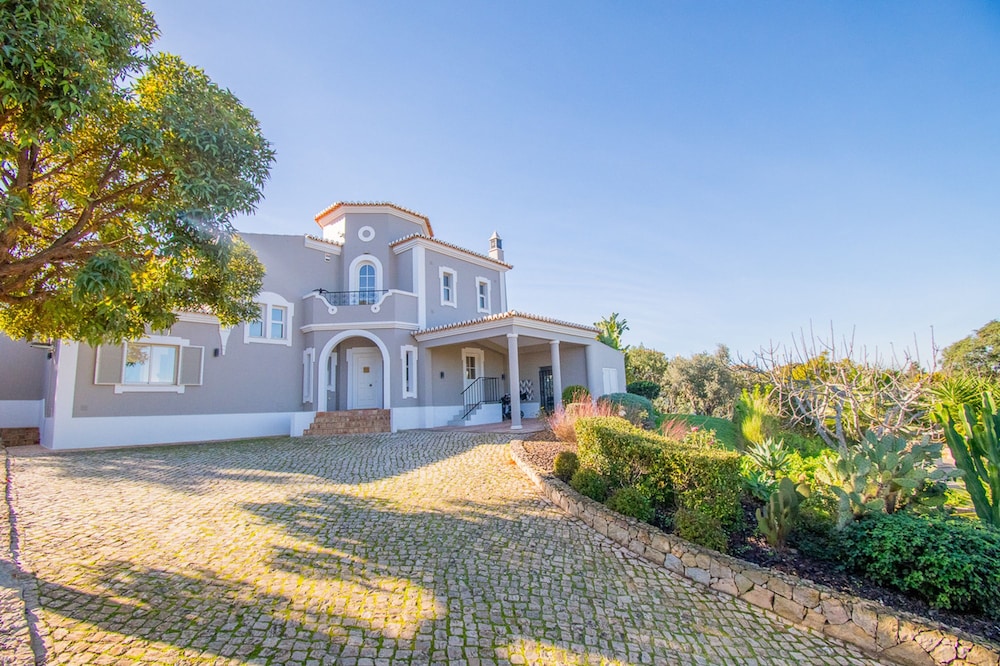 Casa Bela Vista in Est Mbar