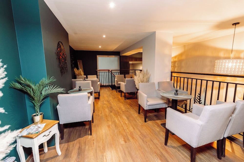 City Walk Hostel