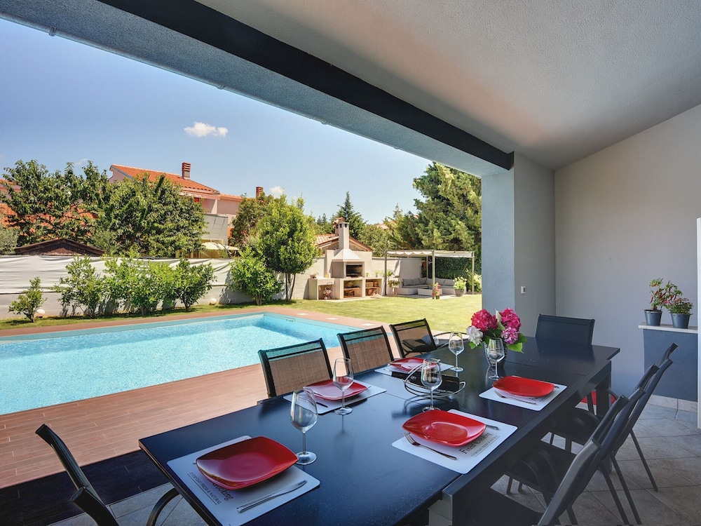 Villa in Pula Near Beach With Private Pool view 4