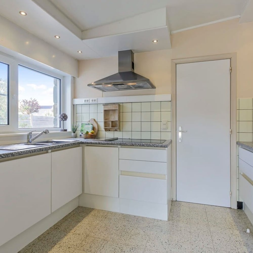 Bungalow With Garden at 5 Minutes From the Beach