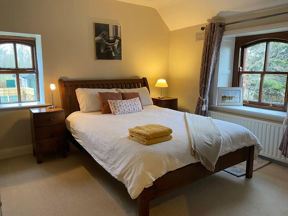 Countryside Home Located Just Outside Dublin City view 4