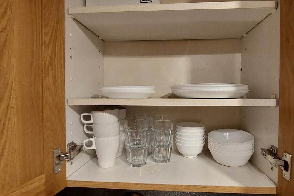 Couples/business/family- Wifi- Parking- Sleeps 2