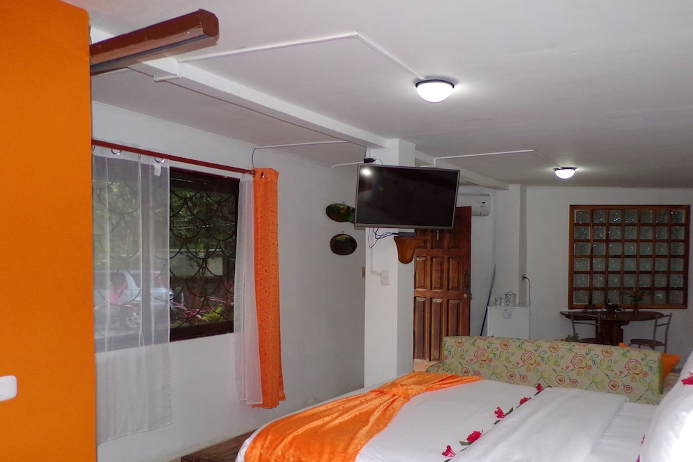 Mycasa's Bed and Breakfast