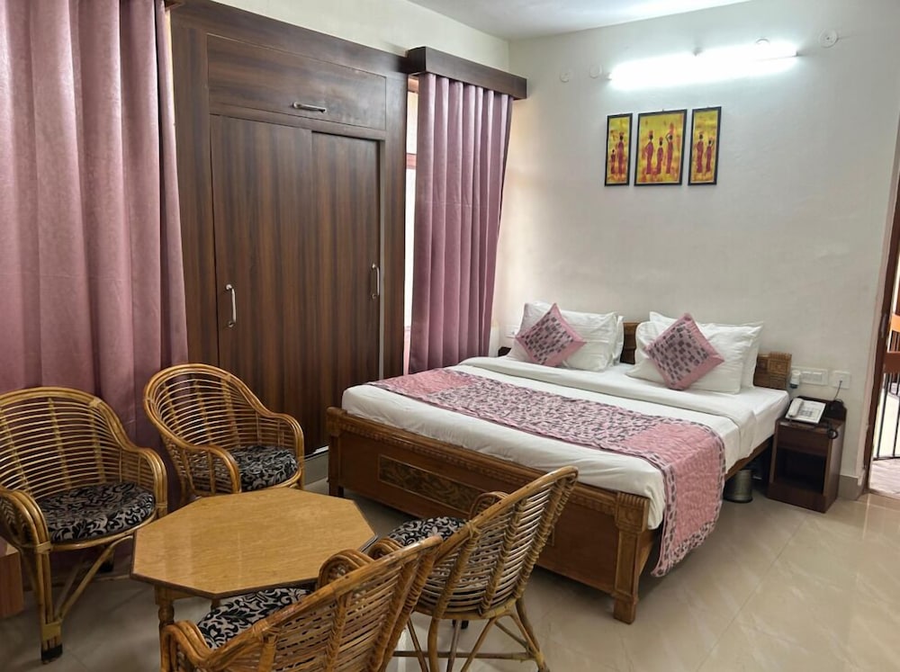 Panache Inn Kaimur Vihar