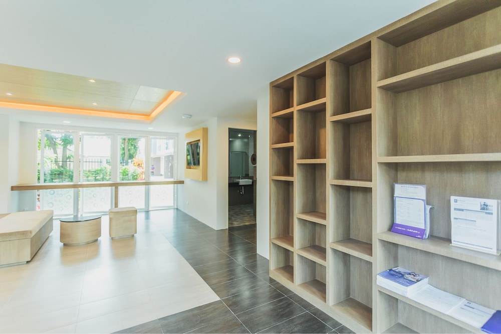 Condo in Kata in Ozone - Unit A506
