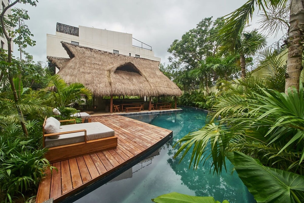 Modern Jungle Hideaway With Private Pool