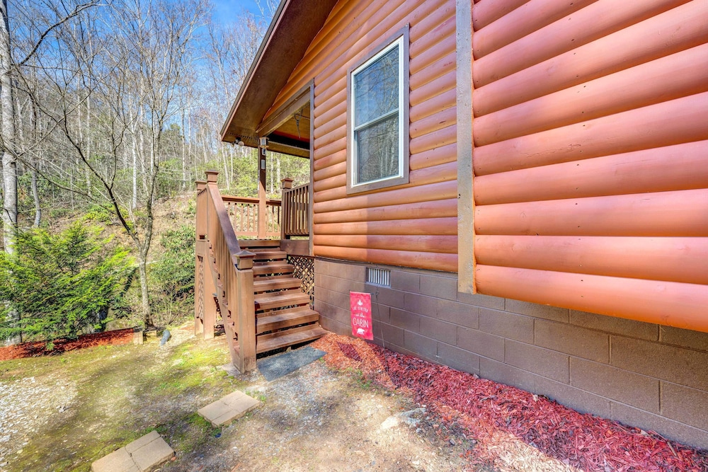 Scenic Marble Cabin w/ Fire Pit! view 5