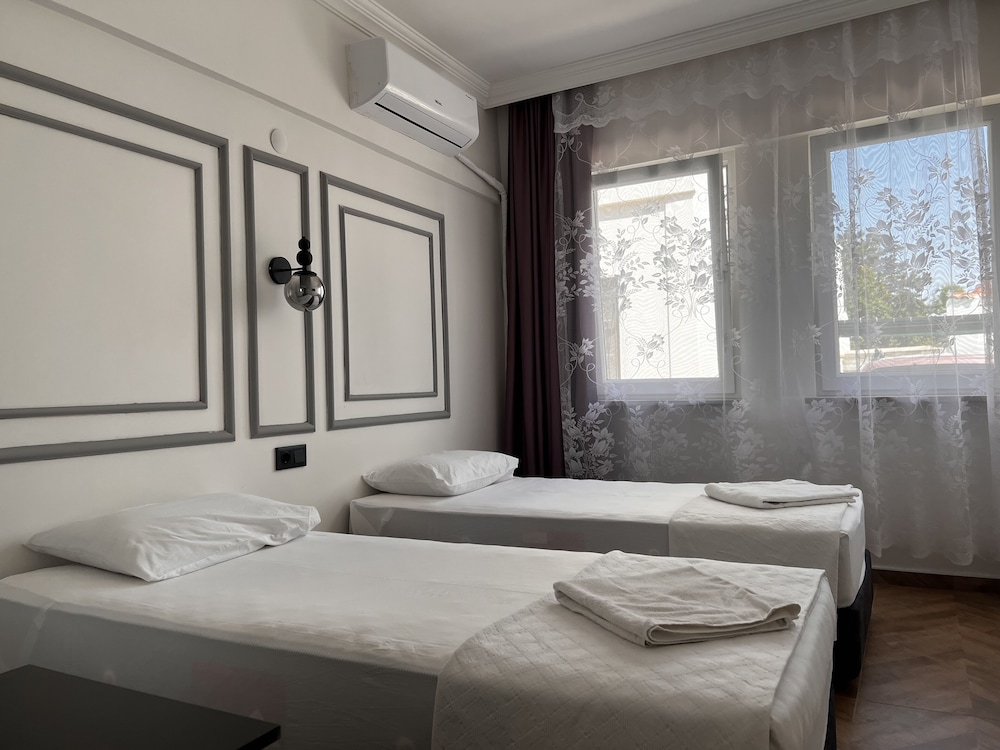 Hüya Bozcaada - Image 34