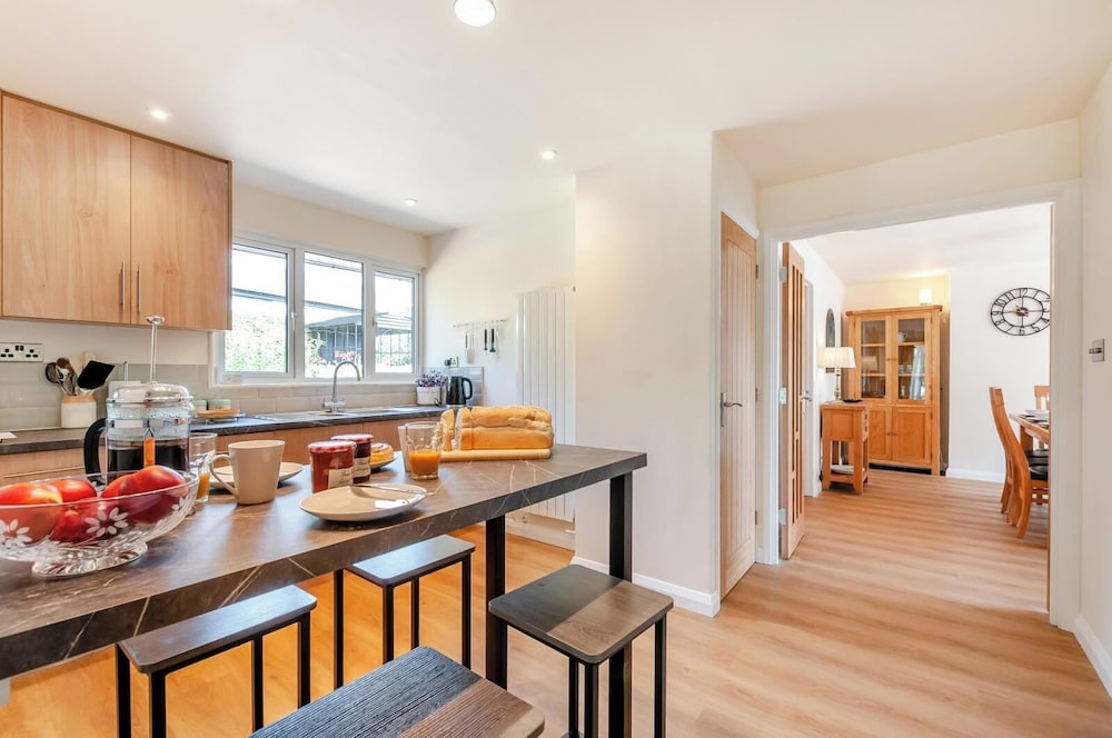 Freshfields, a Countyside Retreat for 8!