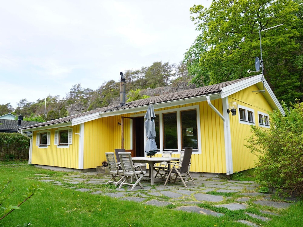 Peaceful Coastal Getaway on Oddo