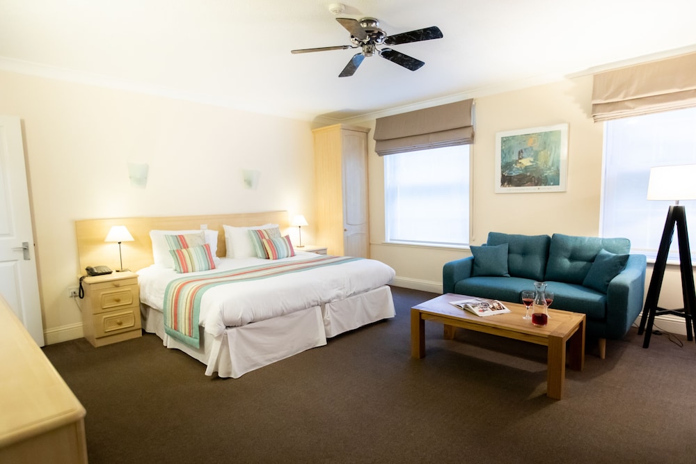 SACO Jersey Merlin House
