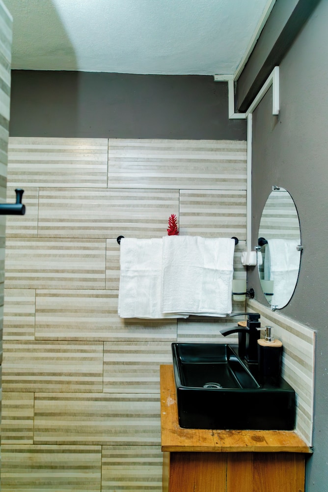 Cattleya Guest House