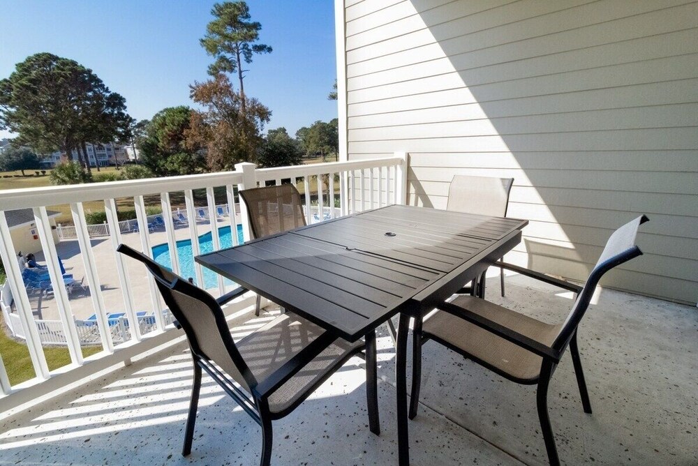 Magnolia Pointe Luster Leaf 4894-303 2 Bedroom Condo