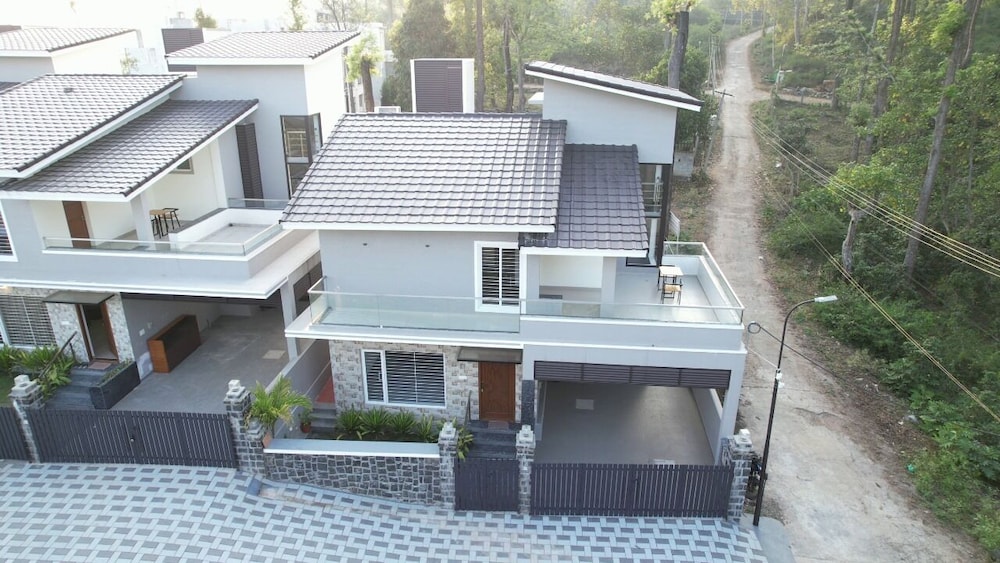 Queens Villa