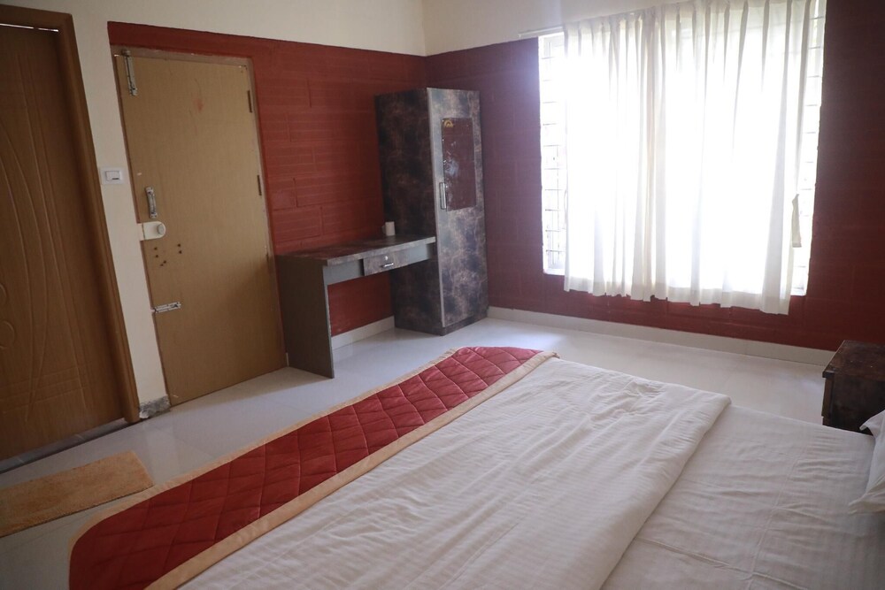 Golden Hill Resort