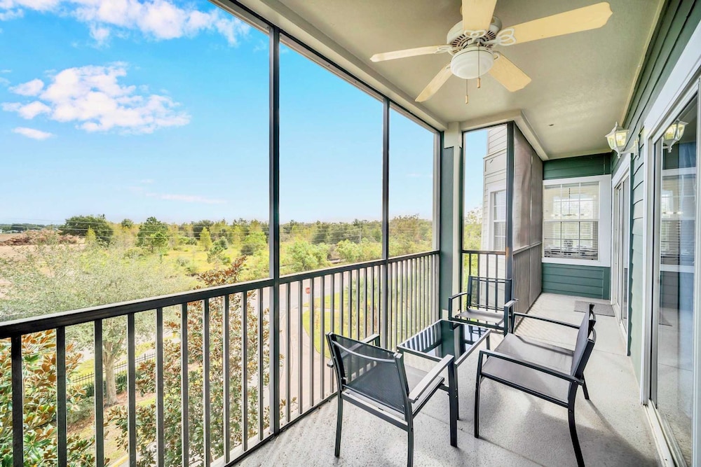 Modern Pet-friendly 2BR Condo6 Mins From Disney