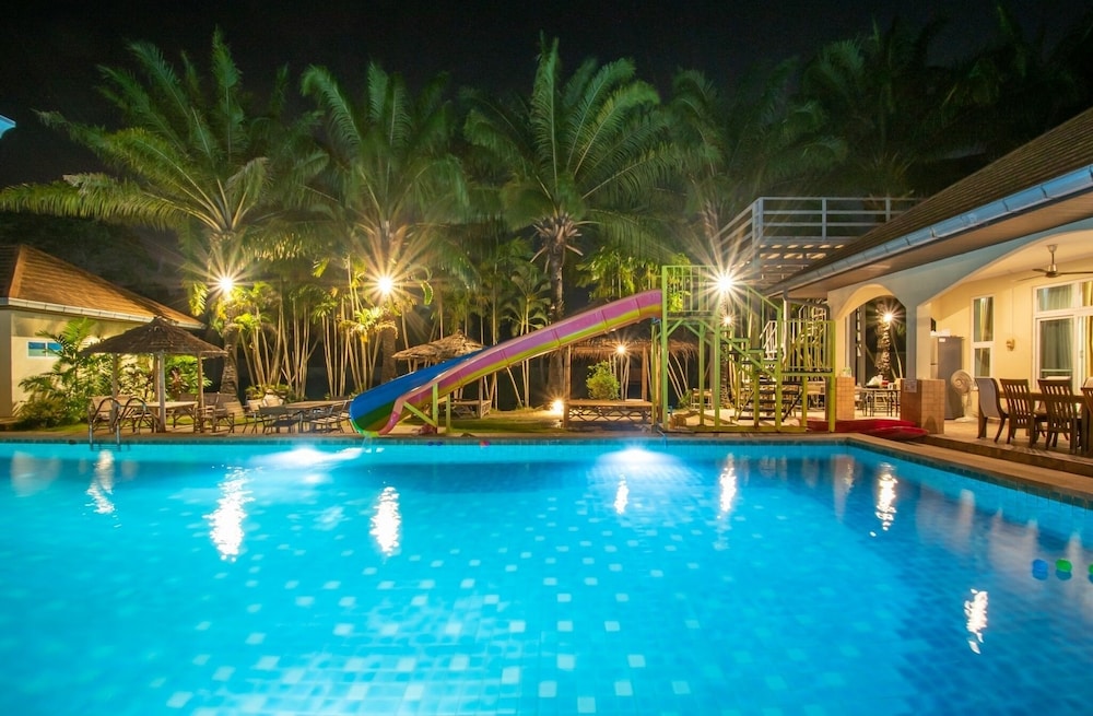 Pool Villa for Families and Party