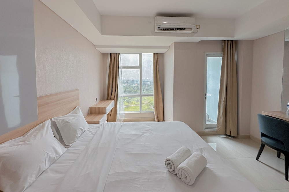 Studio Modern Style at Grand Sungkono Lagoon Apartment