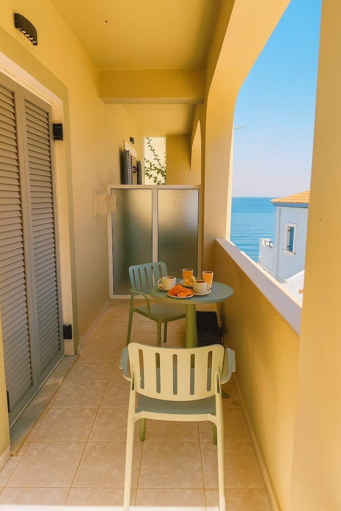 Beachfront Panorama Double Room in Kythira