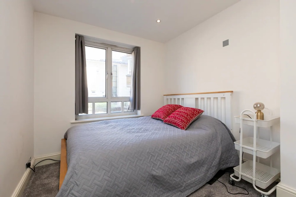 Modern & Spacious 2BD Flat - Westbourne Park