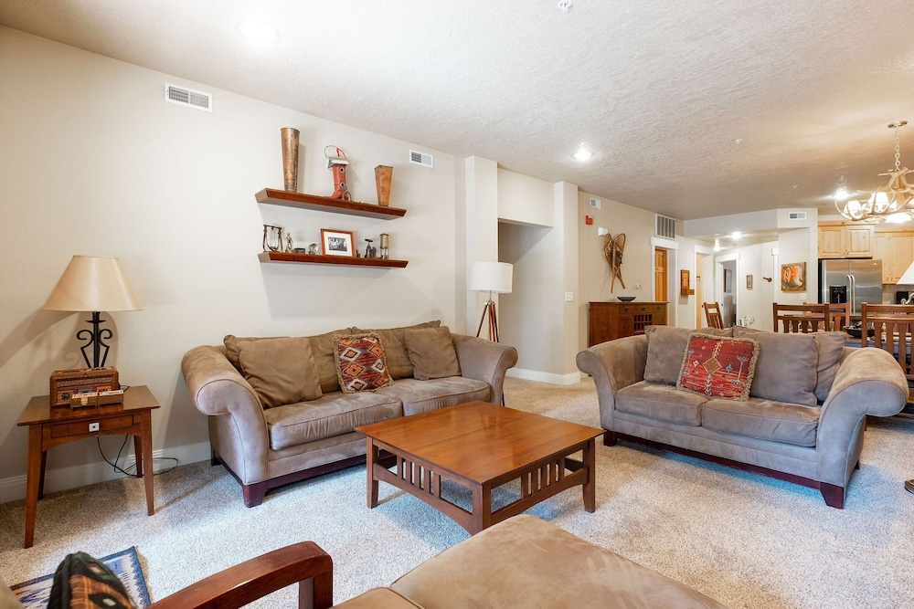 Park City Ski Resort - Town Pointe Condos