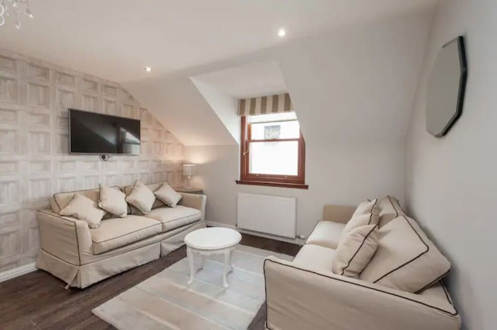 City Retreat Edinburgh