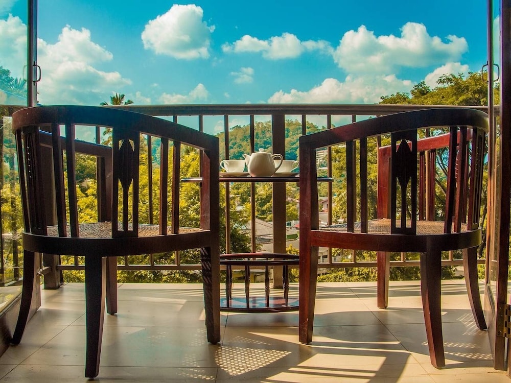 Aronka Homestay