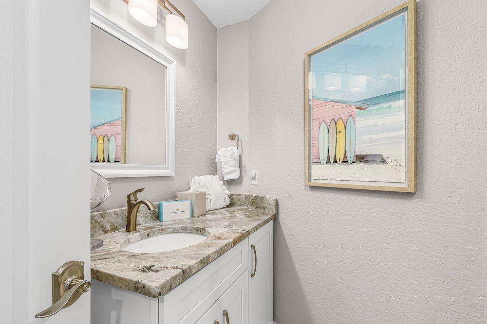 Palm Harbor #201 3 Bedroom Condo