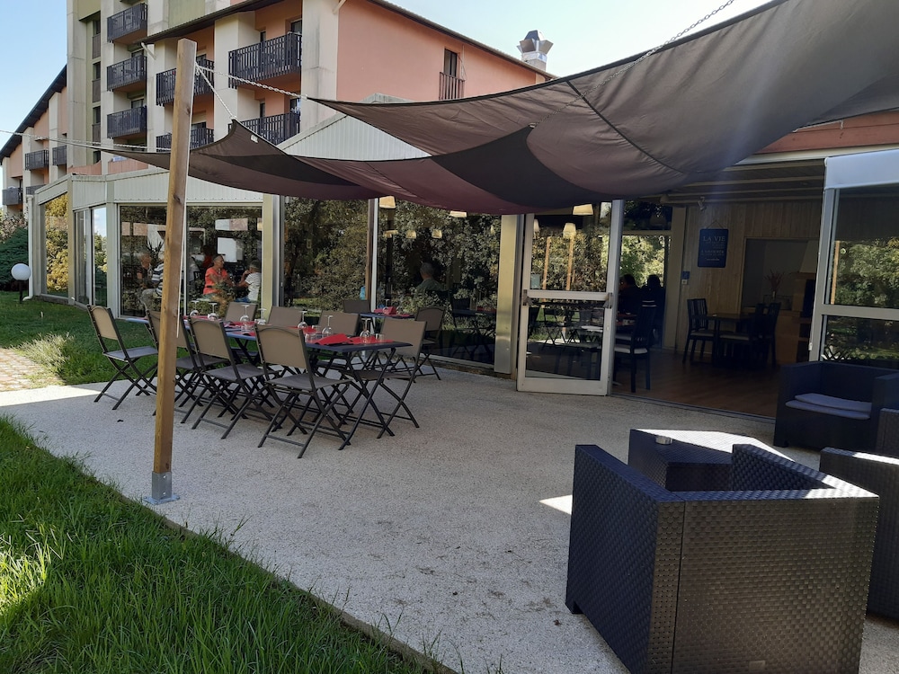Dax Vacations - L'Espace Thermal - Property Image 1
