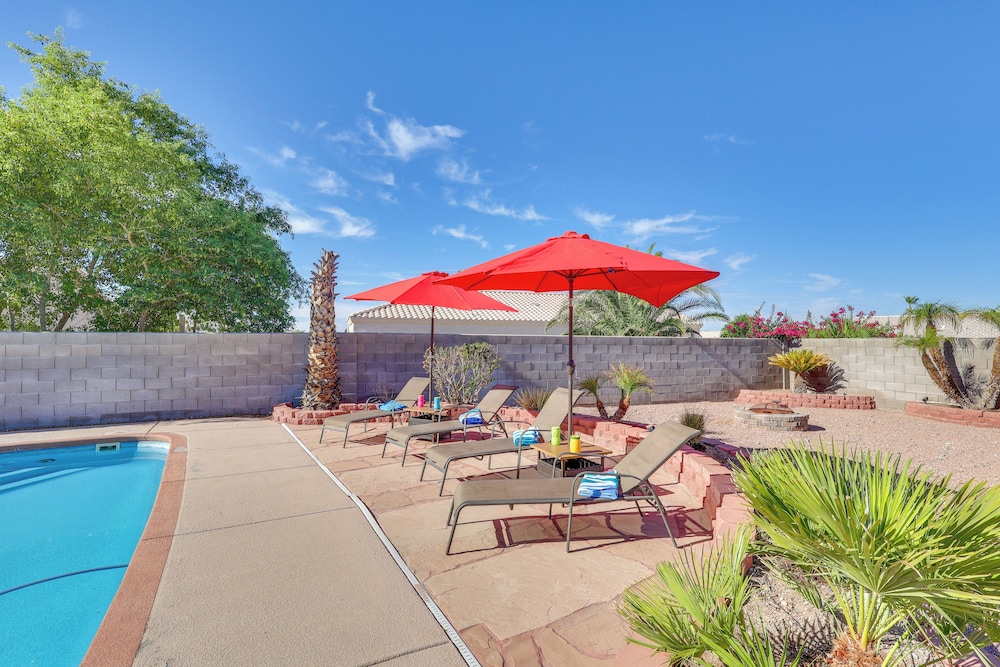 5 Mi to CO River: Home w/ Pool in Fort Mohave!
