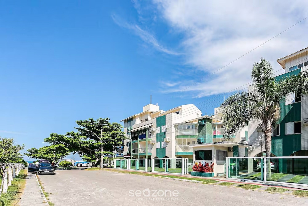 Sea View ap w/ Barbecue 250m From the Beach Cta022
