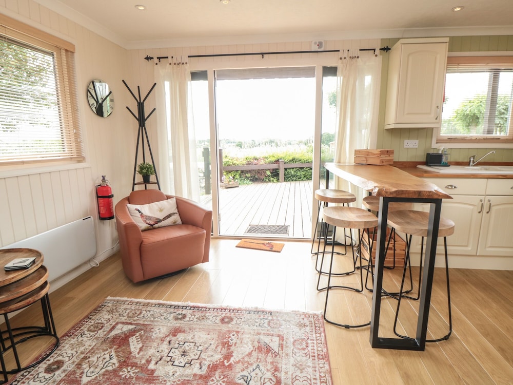 3 Valley View Lodges
