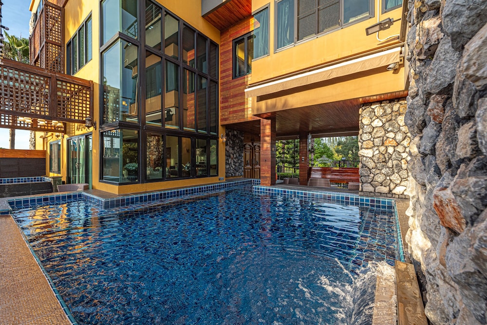 The Air Khaoyai Hotel
