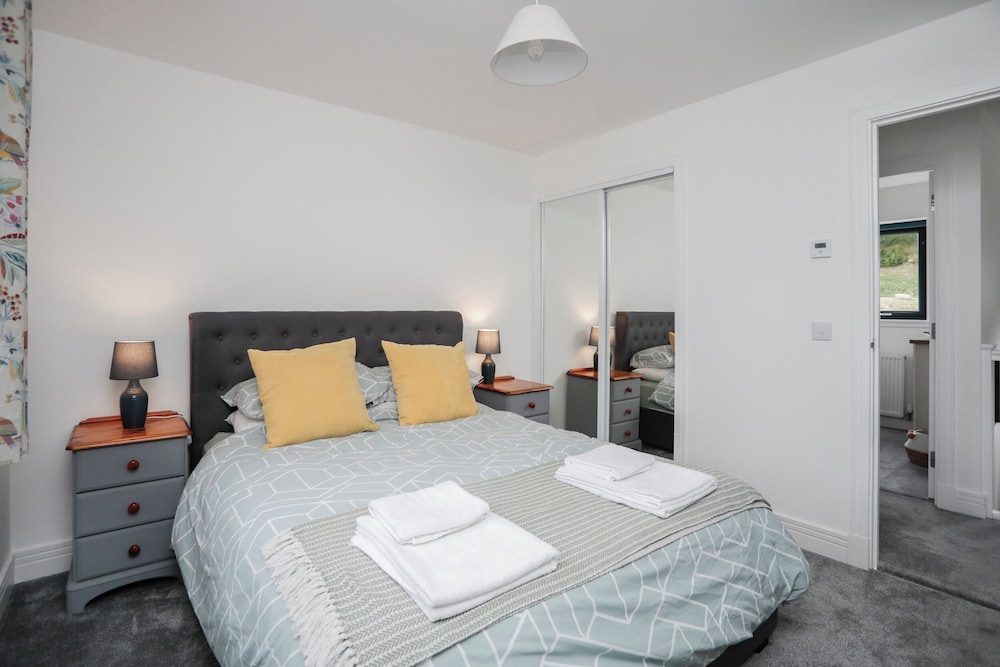 26 Strathtay Lodges