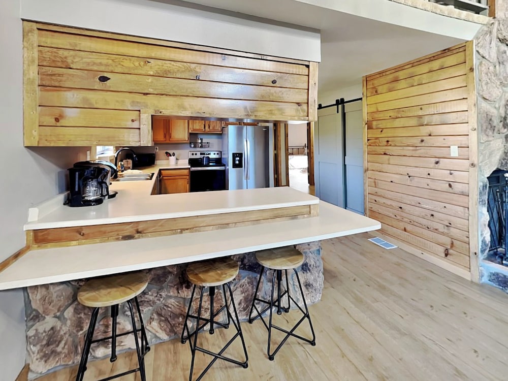 Moonlight Cabin