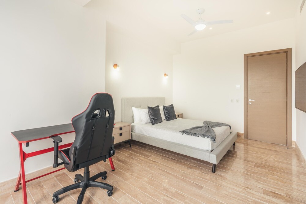 Penthouse With Private Picuzzi in Cap Cana