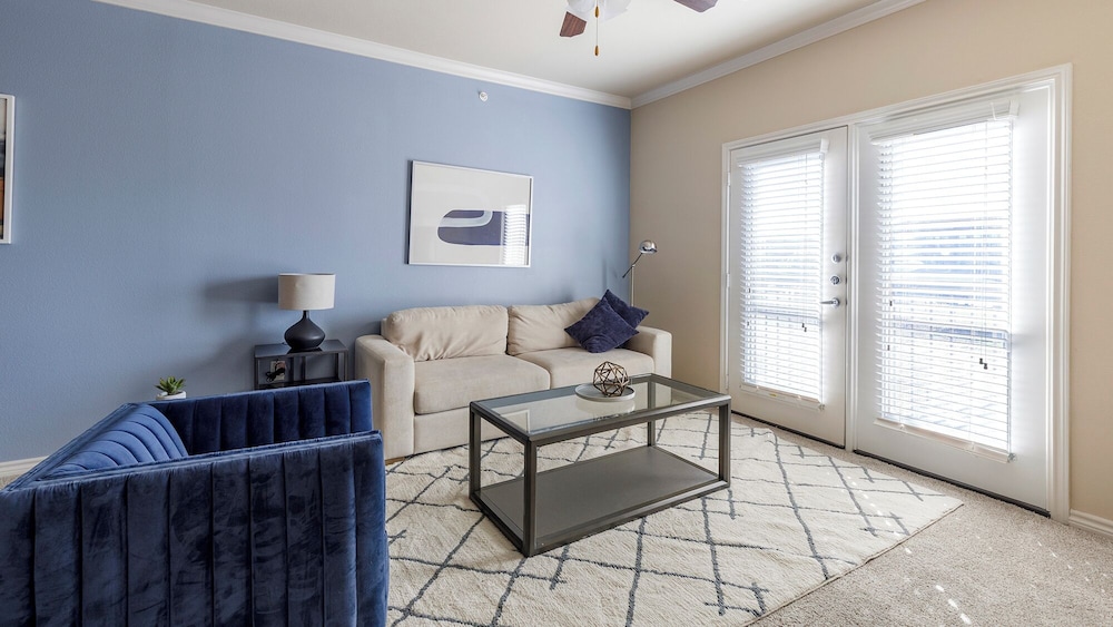 Landing Furnished Apartments near East Arlington