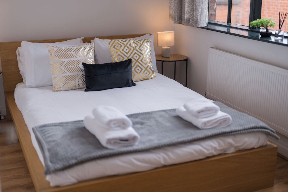 City Centre Spacious Apartment - Birmingham